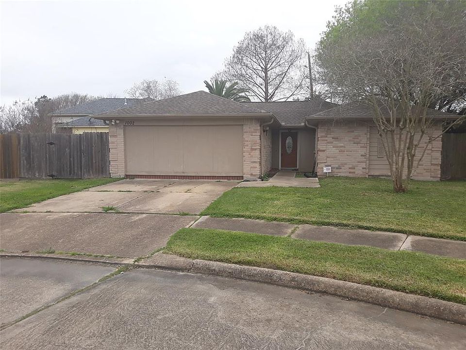 1st image of 1002 W Belgravia Dr