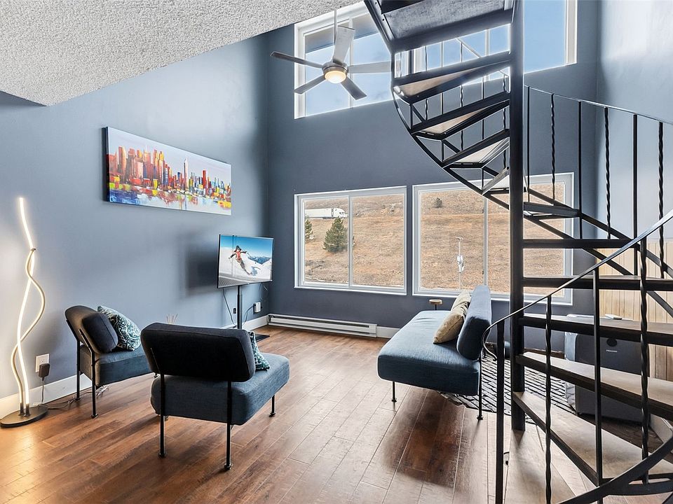 1st image of 860 Copper Rd #105