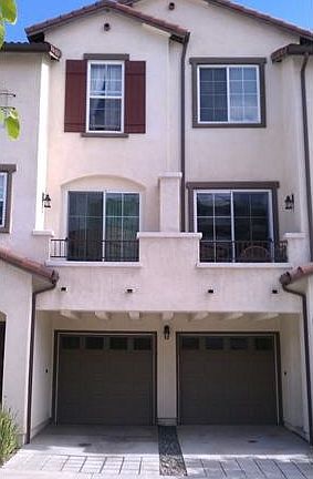 2nd image of 3168 Spruce Ln