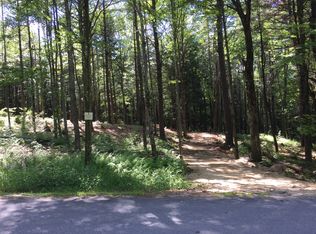 1017 Craney Hill Rd, Henniker, NH 03242