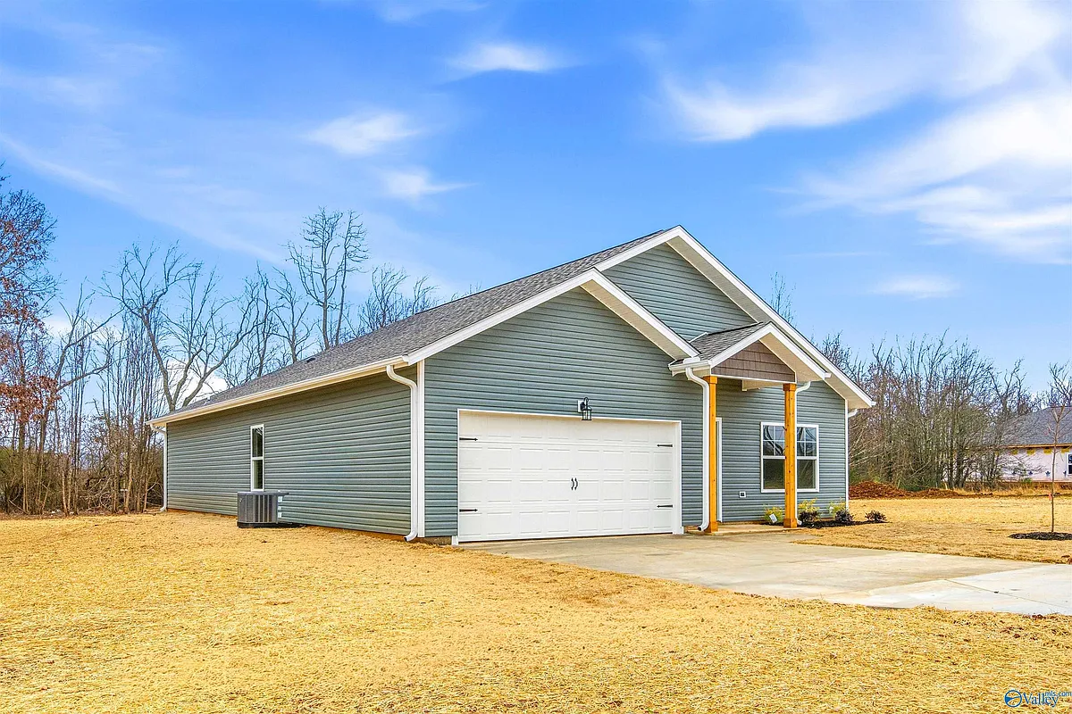 Building Photo - 292 Tercel Dr