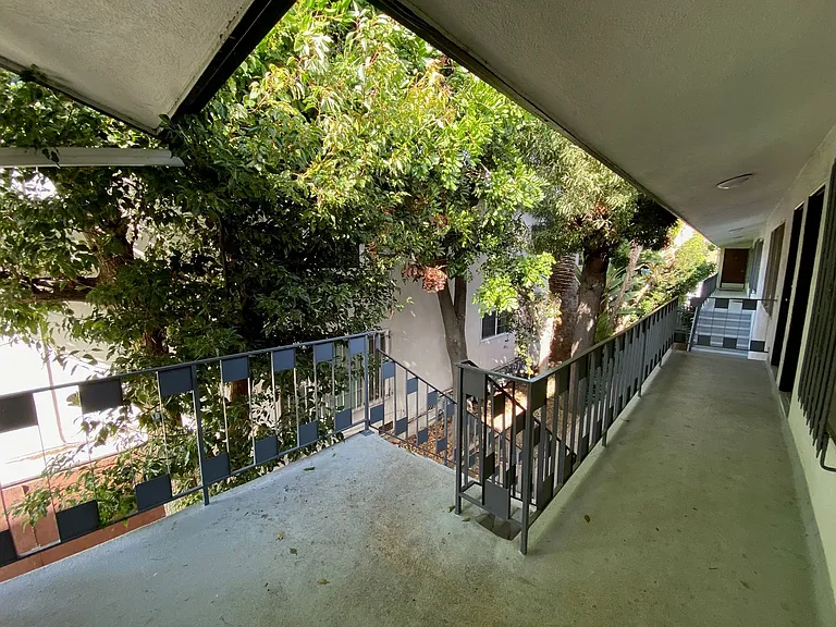 b1511 — Photo 31