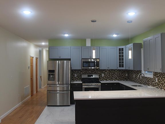4th image of 32 Van Wagenen Ave #F-1