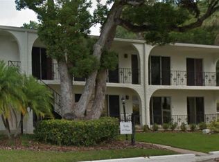 145 E 6th Ave APT 6, Mount Dora, FL 32757