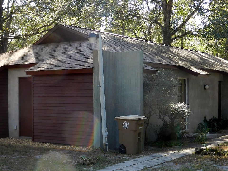 2nd image of 2423 NW 4th Ave