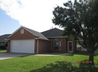 1505 SW 68th St, Lawton, OK 73505