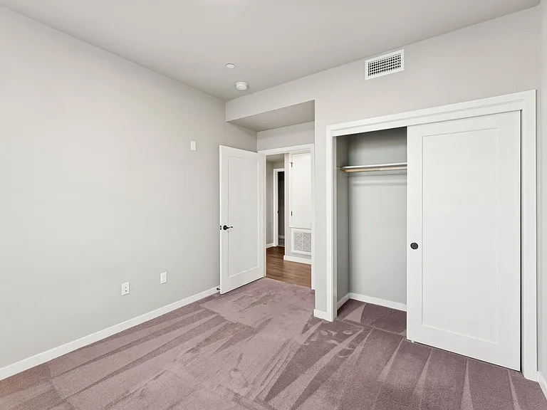 Centennial Gardens Apartments — Photo 27