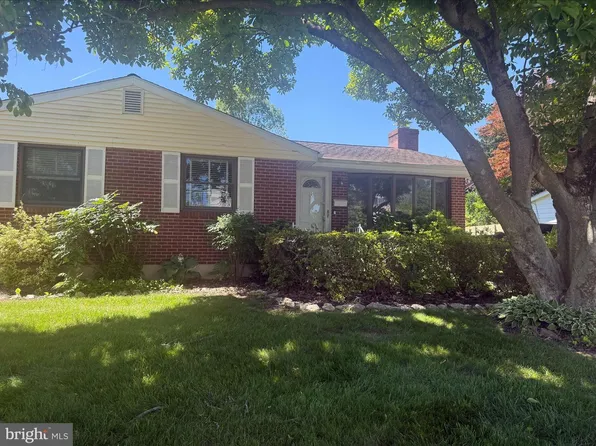 128 S Hilltop Rd, Catonsville, MD 21228