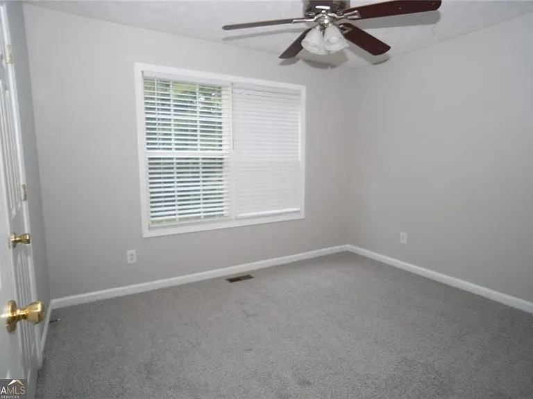 52 Fieldstone Ct — Photo 27