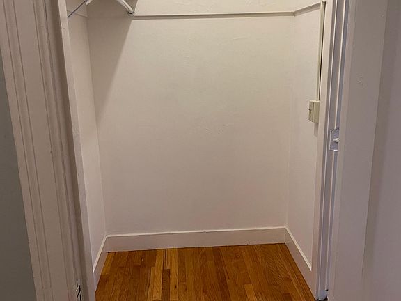 4th image of 1365 Chestnut St APT 6