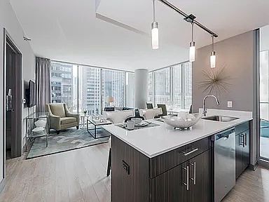 4th image of 203 N Garland Ct #3311