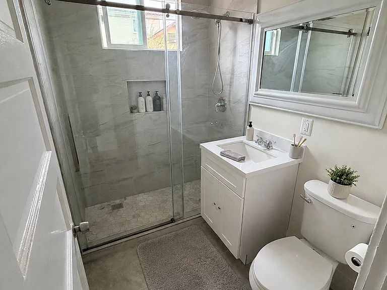 859 N Wilton Pl #1 — Photo 9
