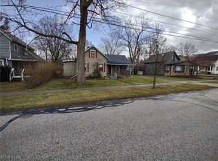 306 Runn St, Berea, OH 44017