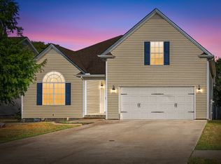 3719 Gray Fox Dr, Clarksville, TN 37040