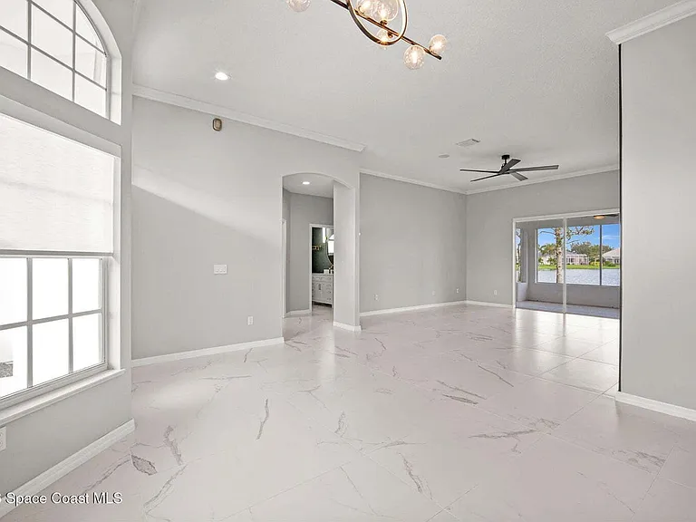 2253 Brightwood Cir — Photo 13