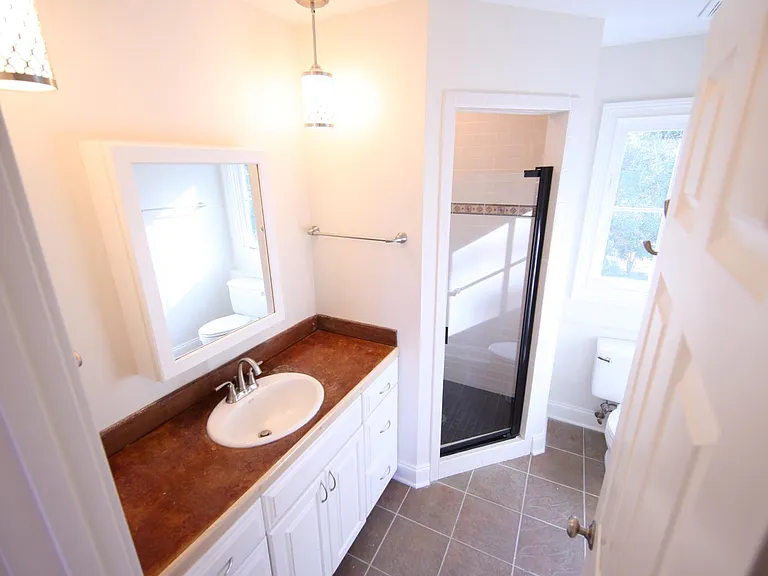 2022 Wappoo Hall Rd #2A — Photo 8