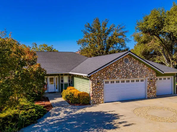 41282 Singing Hills Cir, Ahwahnee, CA 93601