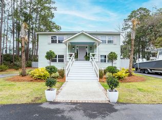 55 Coosaw River Dr, Beaufort, SC 29907