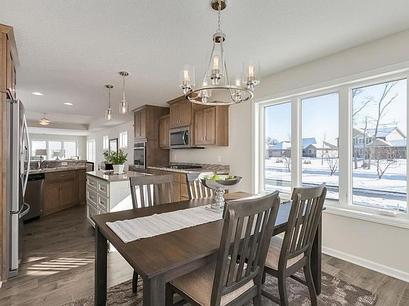 4th image of 11846 Erskin Cir NE