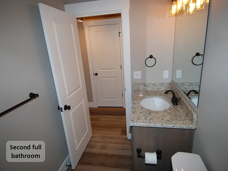 255 NW Douglas St — Photo 17