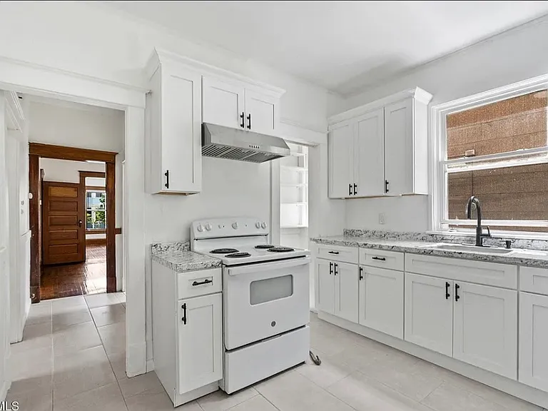 8 Stanwix St #1 — Photo 10