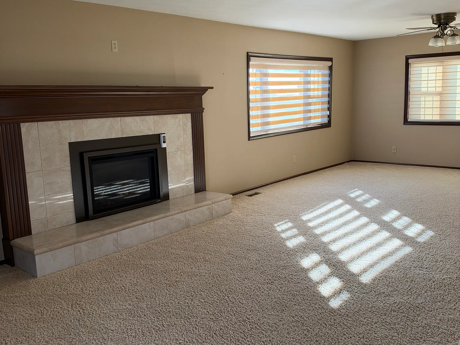 4 bed, 2826 sqft, $2,100 — Photo 4