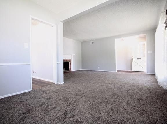 3rd image of 15280 Cedarsprings Dr