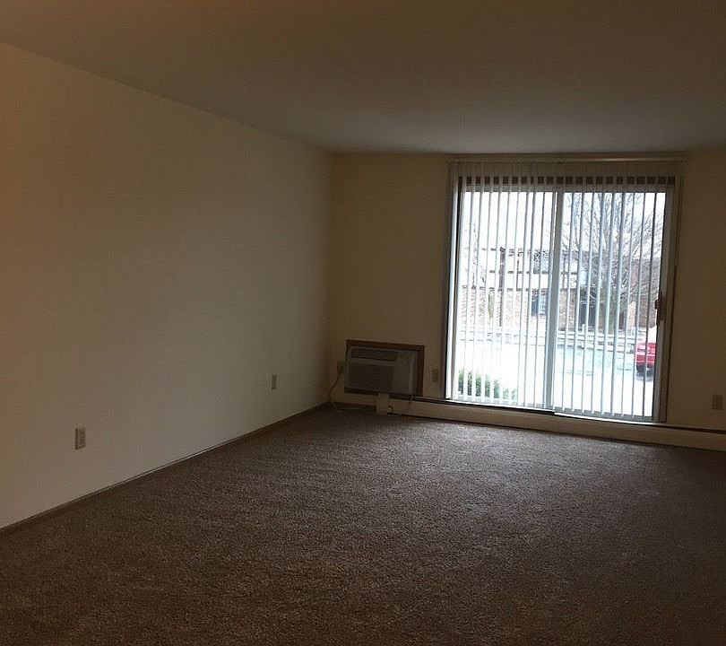 2nd image of 4800 Indian Hills Dr APT 5