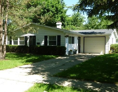 1st image of 612 Deerfield Dr