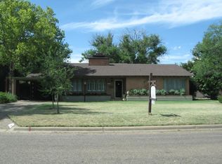 216 NW Alpine Dr, Plainview, TX 79072