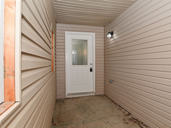 2nd image of 805 S 17th St