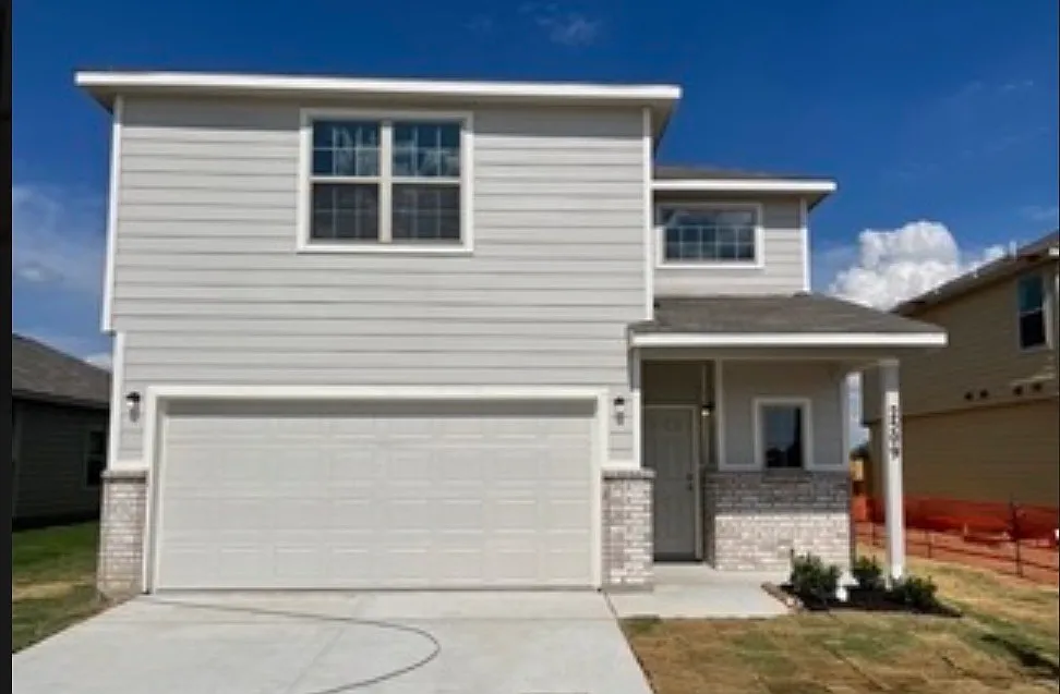 4 bed, 2125 sqft, $2,050 — Photo 1