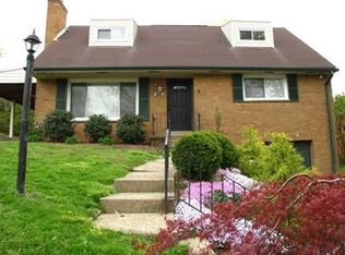 1239 Lakemont Dr, Pittsburgh, PA