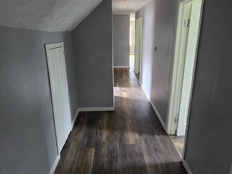 4000 E 64th St #2 — Photo 2