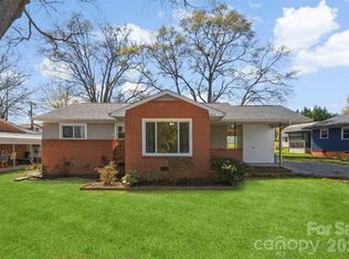 1213 E Park Dr, Gastonia, NC 28054