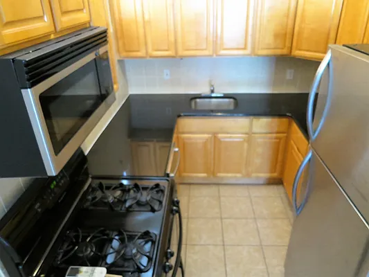 Rented by Velsor Realty | media 10