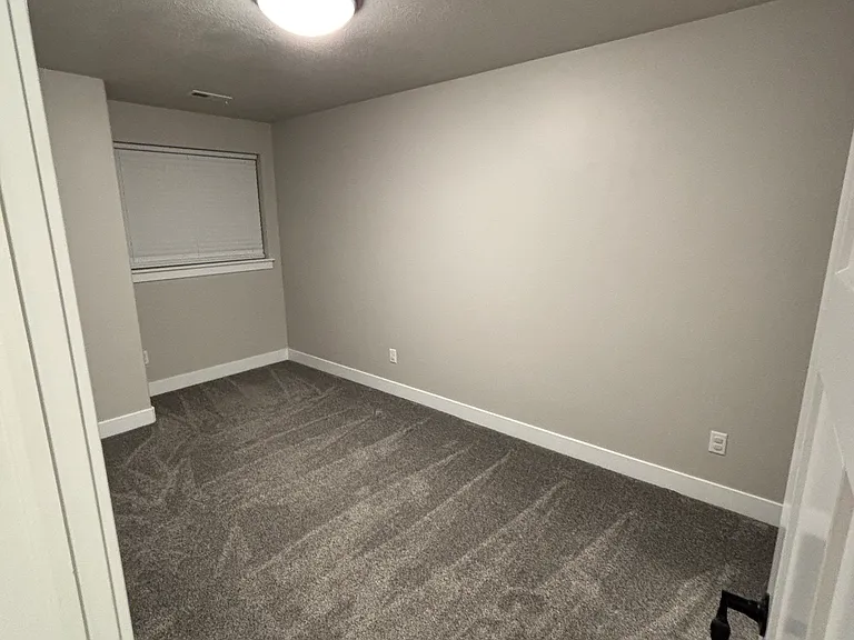1231 N 450 E — Photo 3