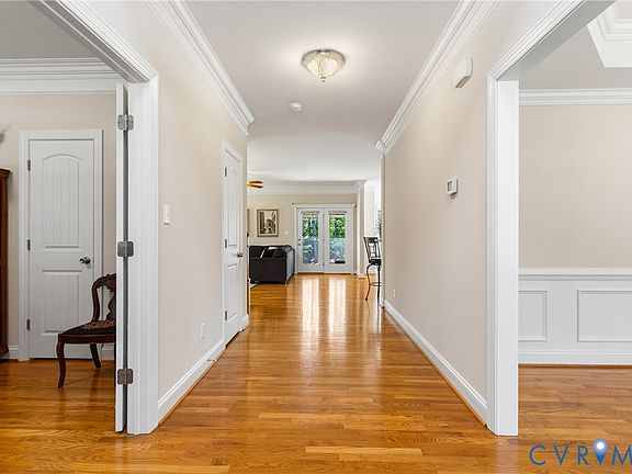 3rd image of 303 Carter Forest Dr