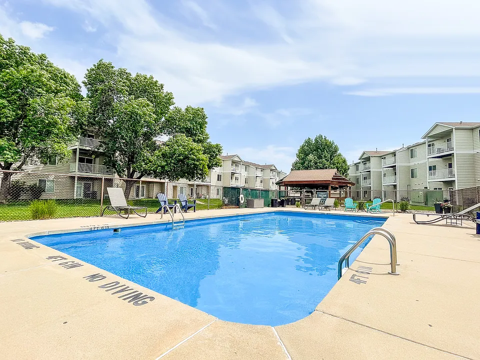 Bennington Hill Apartments
