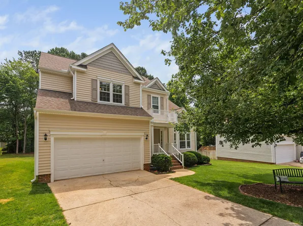 9728 Batesville Dr, Raleigh, NC 27617