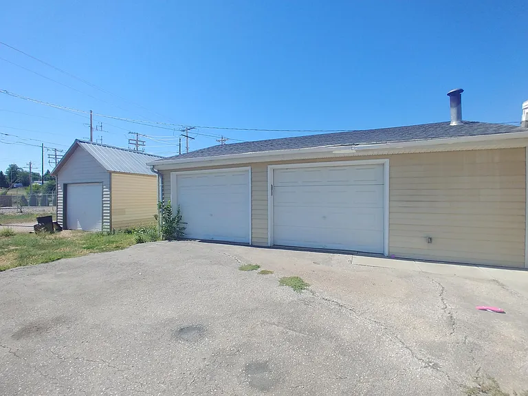 1215 E Saint Francis St — Photo 8