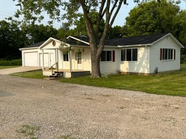144 W Front St, New Holland, OH 43145