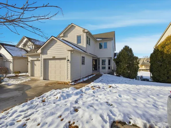 3338 Breckland Ct, Ann Arbor, MI 48108