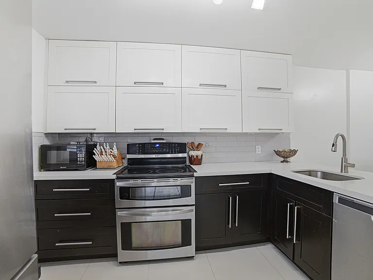 117 Royal Park Dr #1H — Photo 9