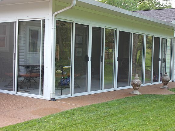Glass/screen Porch