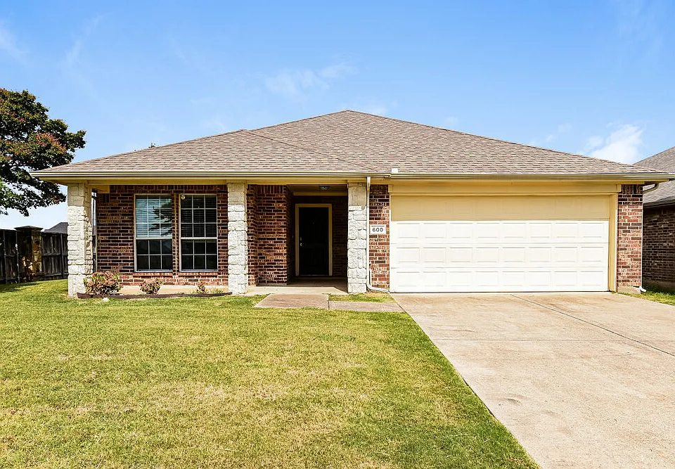 600 Preston Dr