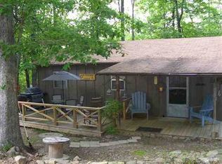 35 W Elm St, Greers Ferry, AR 72067