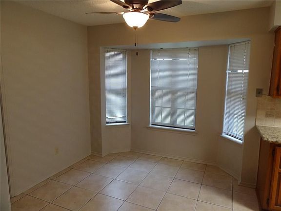 5th image of 4713 Las Palmas Ct