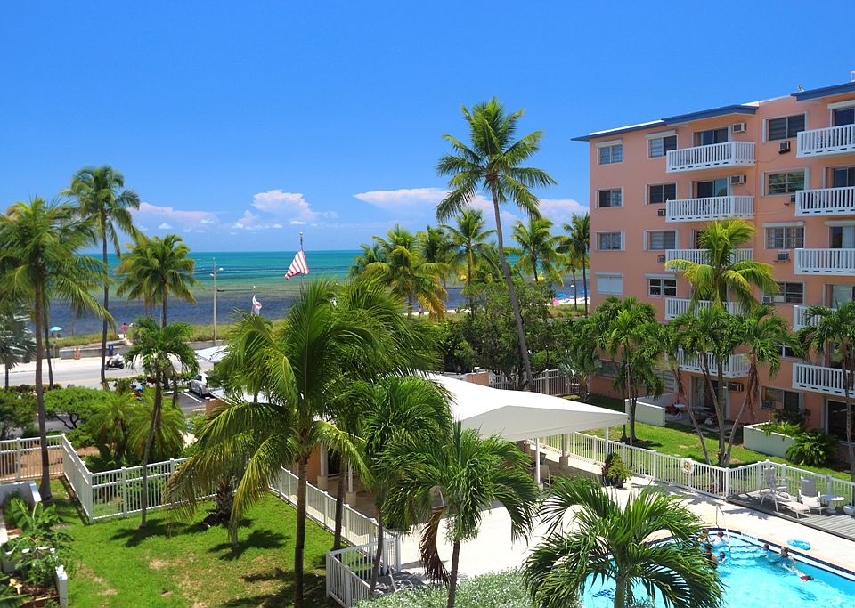 1st image of 2601 S. Roosevelt Blvd. #410B