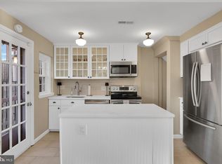 2830 S Columbus St, Arlington, VA 22206